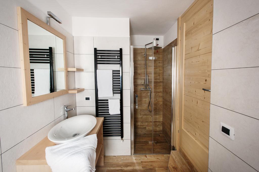 La Marmote Albergo Diffuso Di Paluzza Ronc Habitación foto
